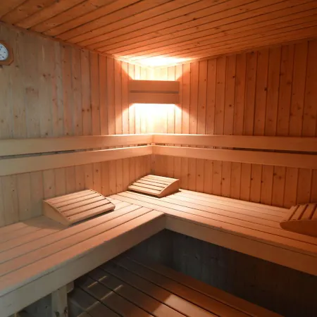 Spacious Holiday With Sauna In Rendeux * Genes